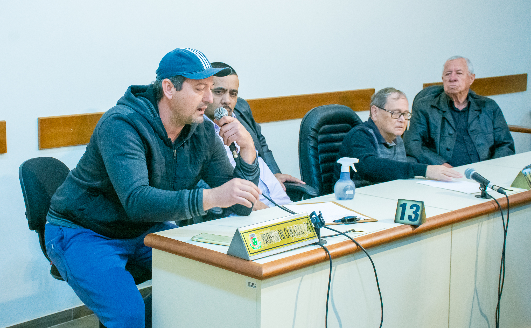 Reunião define ações de melhorias para os pontos de táxi de Santo Ângelo