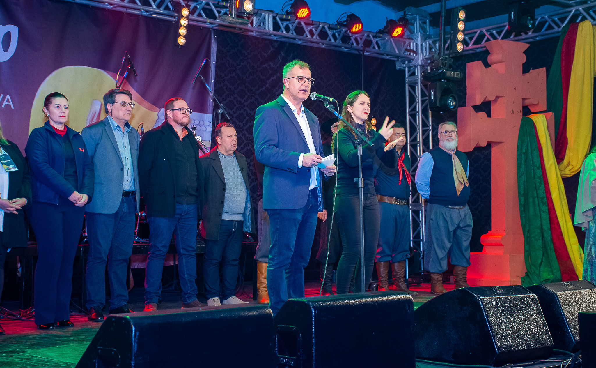 Legislativo prestigia a abertura do 13º Canto Missioneiro da Música Nativista 