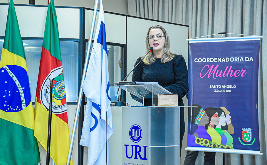 Câmara de Vereadores participa da abertura oficial do agosto Lilás