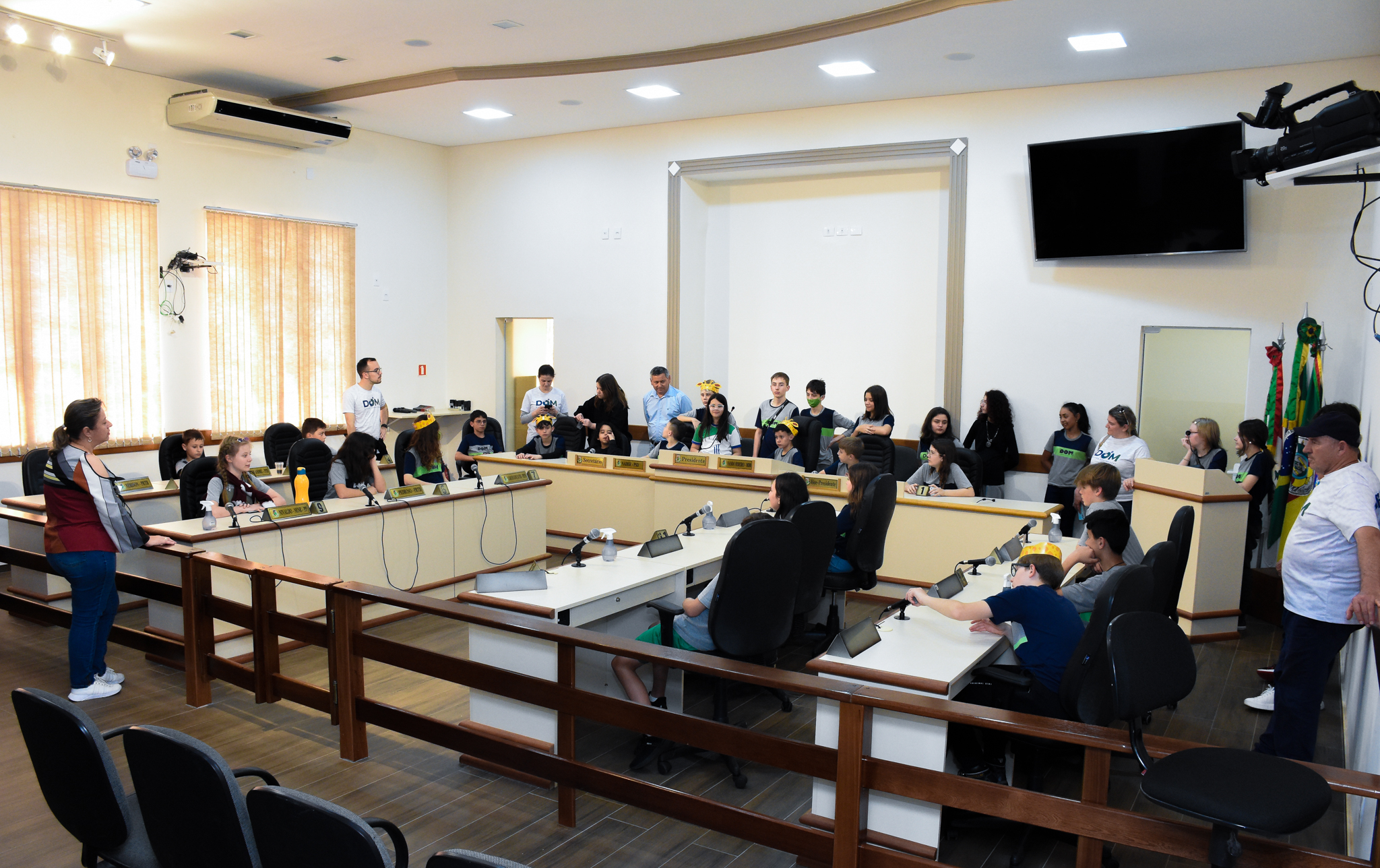 Estudantes de Maravilha/SC visitam o parlamento municipal 