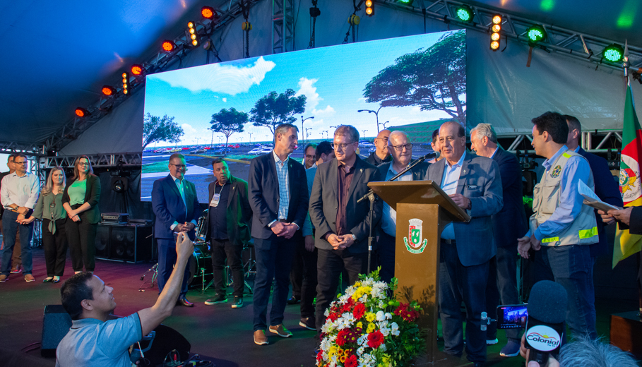 Pela primeira vez na região Boeing 737-800 da empresa Gol da início aos Voos com conexão são Paulo, Santo Ângelo 