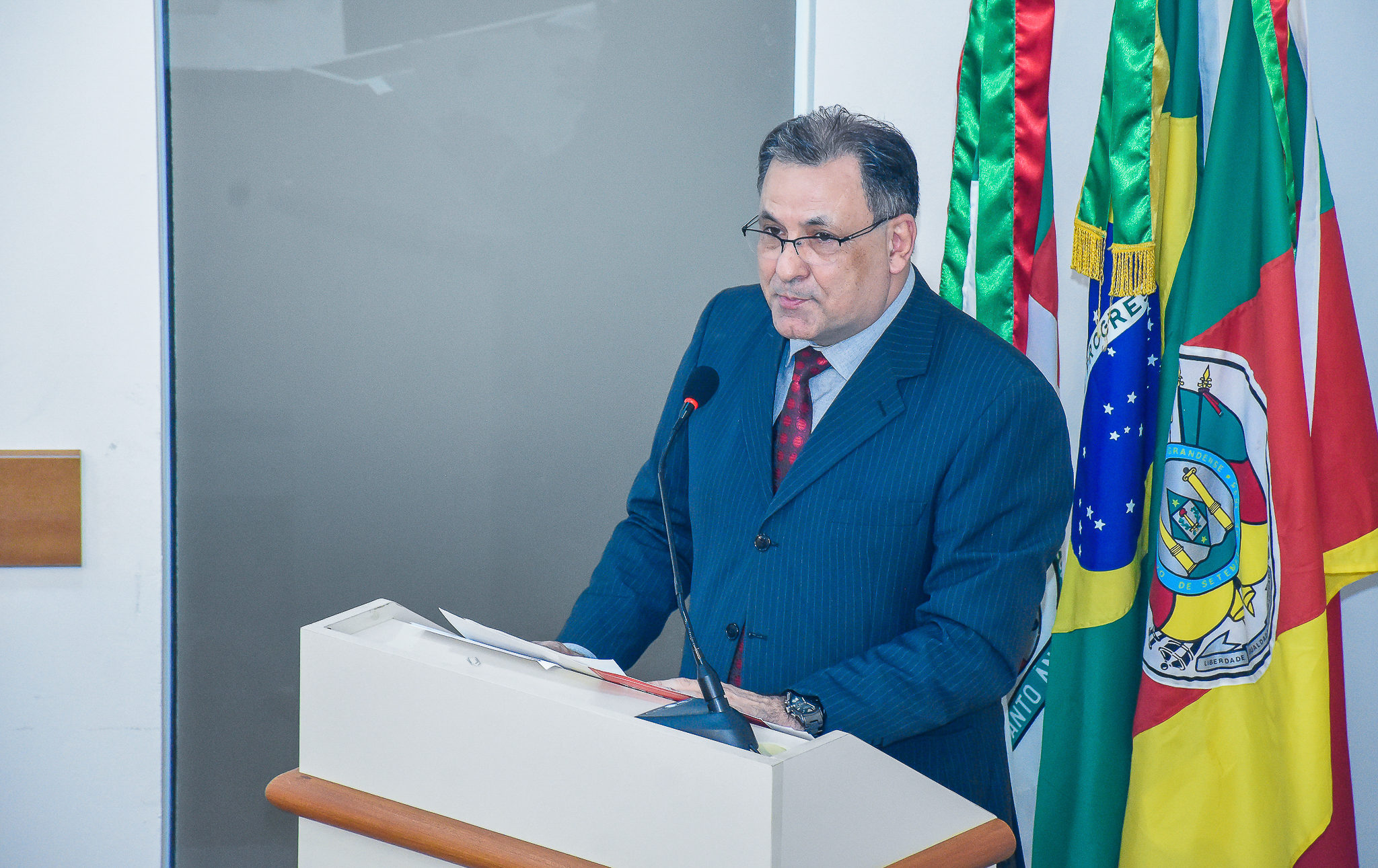 Legislativo presta homenagem aos 70 anos da Faculdade CNEC Santo Ângelo