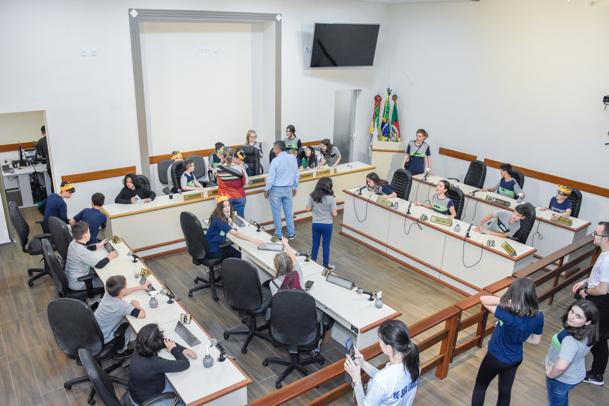 Estudantes de Maravilha/SC visitam o parlamento municipal 