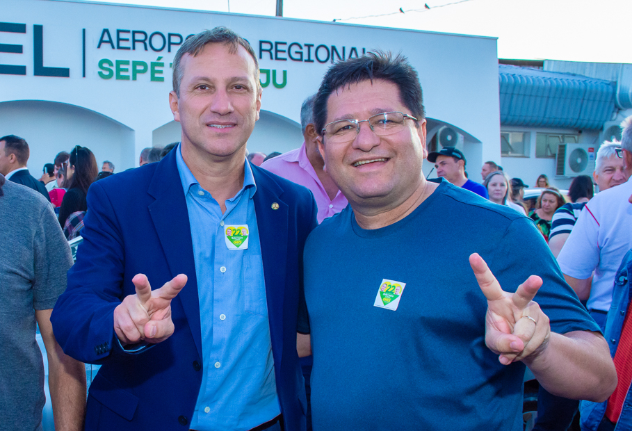 Pela primeira vez na região Boeing 737-800 da empresa Gol da início aos Voos com conexão são Paulo, Santo Ângelo 