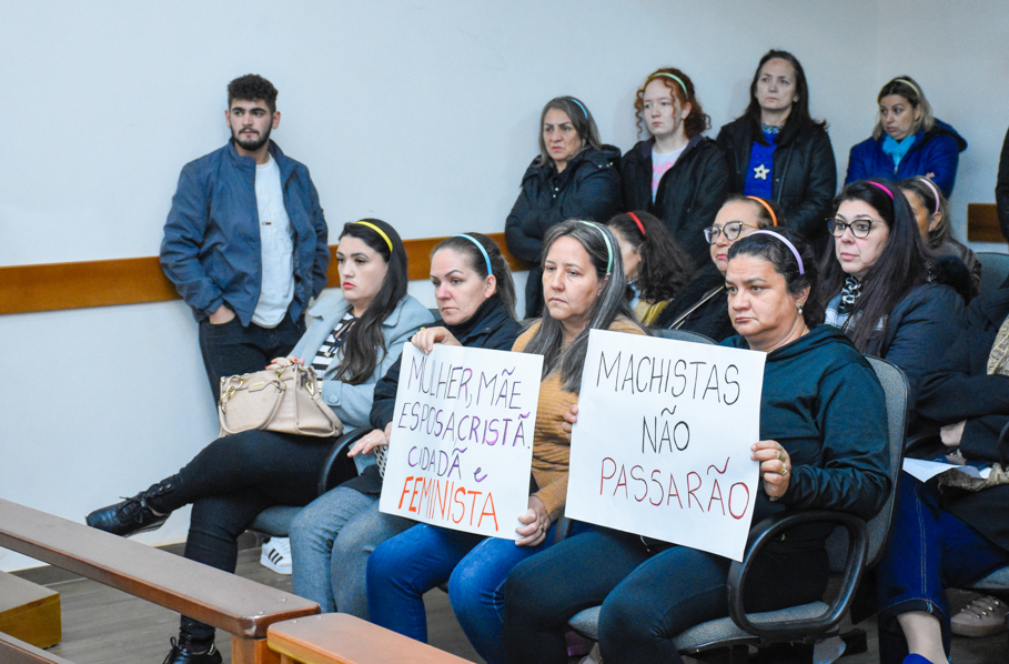 Formada Comissão que investigará denúncia de quebra de decoro parlamentar contra vereador Nerison de Abreu