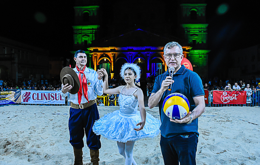 Poder Legislativo de Santo Ângelo prestigia a abertura da Copa Sul-Americana de Vôlei de Praia