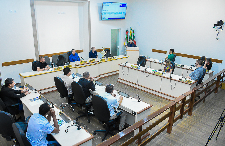 Legislativo presta homenagem ao atleta Ricardo Sobucki