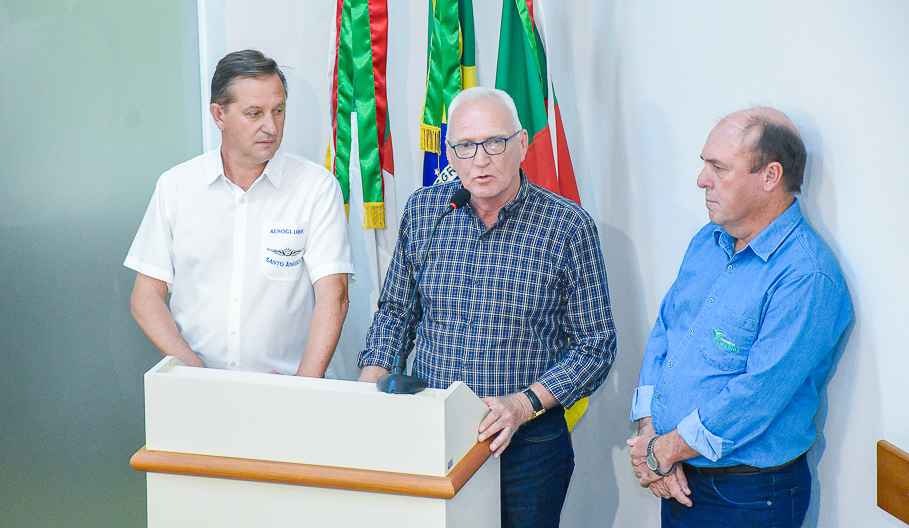 Sessão Especial presta homenagem aos envolvidos na concretização das obras no Aeroporto de Santo Ângelo.