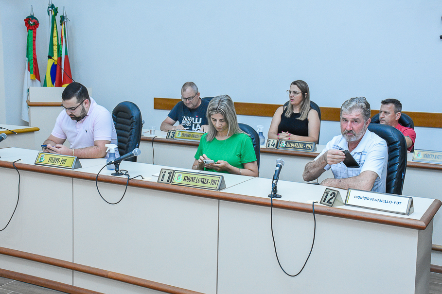 Câmara de Vereadores de Santo Ângelo aprova dois projetos em Sessão Extraordinária