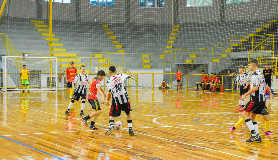  Universitário é o grande Campeão da Copa Cidade dos Anjos de Futsal Interbairros