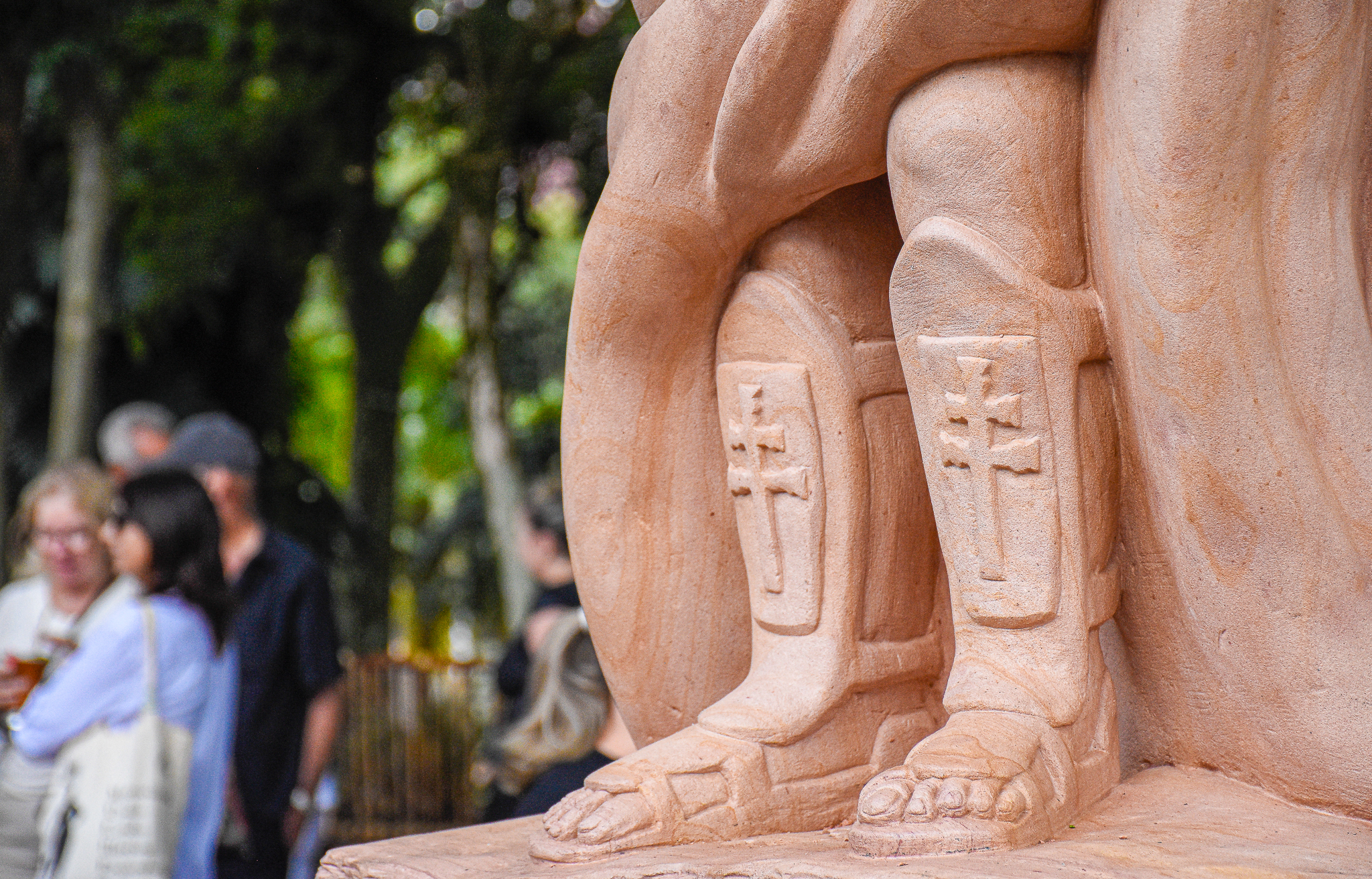 Inaugurada no último domingo, 26,  na Praça Leônidas Ribas a escultura de Santo Ângelo Custódio, o Anjo da Guarda