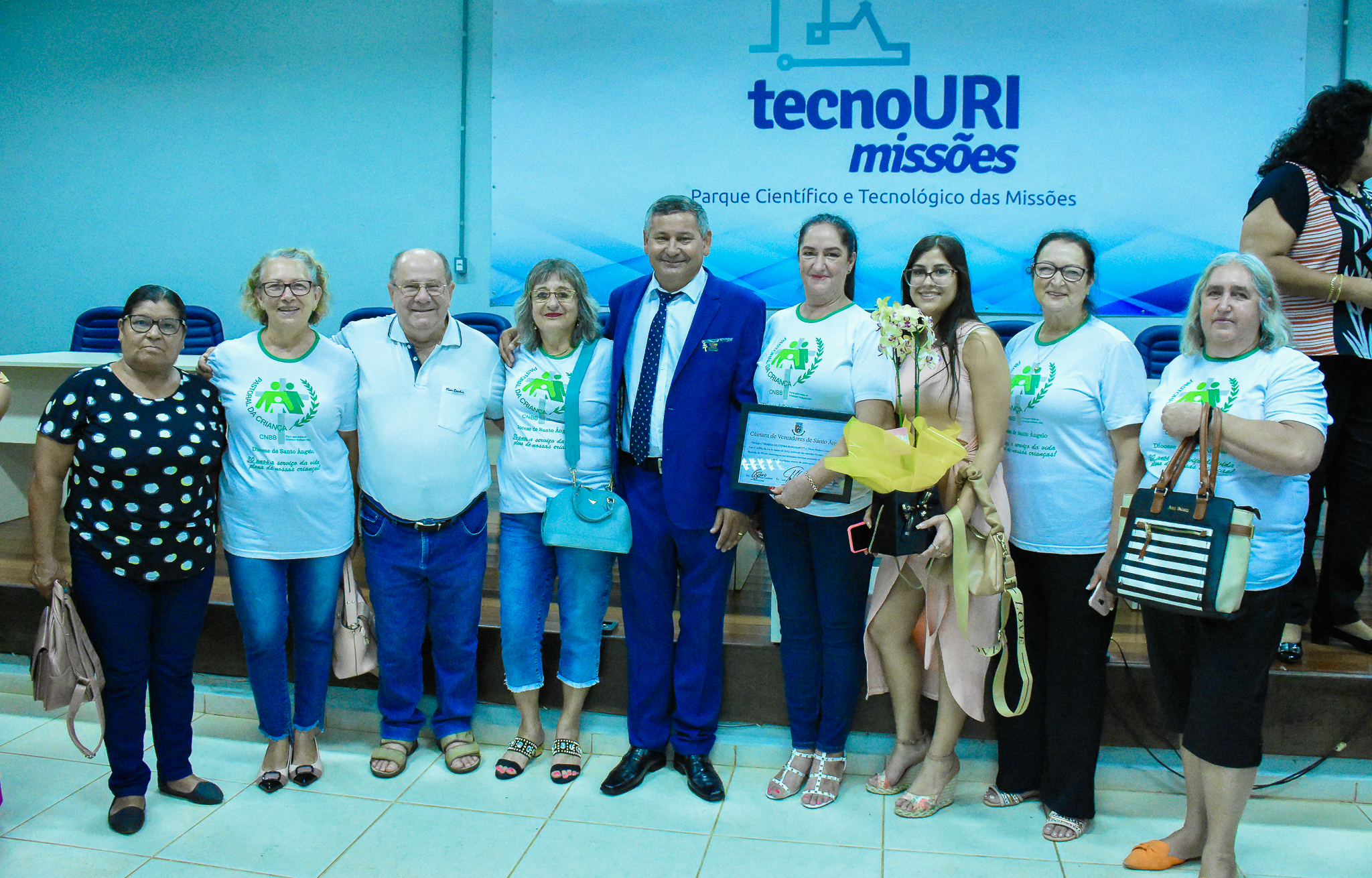 Legislativo realiza entrega do Título Mulher Cidadã para 15 mulheres, indicadas pelos vereadores da Casa