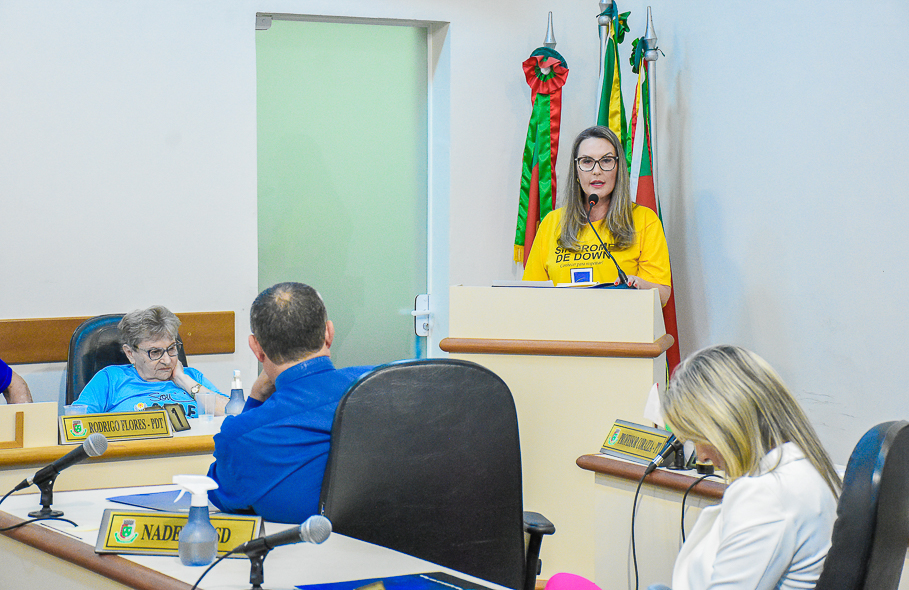 Câmara de Vereadores realiza realizada Sessão Especial alusiva ao Dia da Conscientização da Pessoa com Síndrome de Down