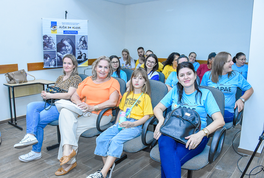 Câmara de Vereadores realiza realizada Sessão Especial alusiva ao Dia da Conscientização da Pessoa com Síndrome de Down