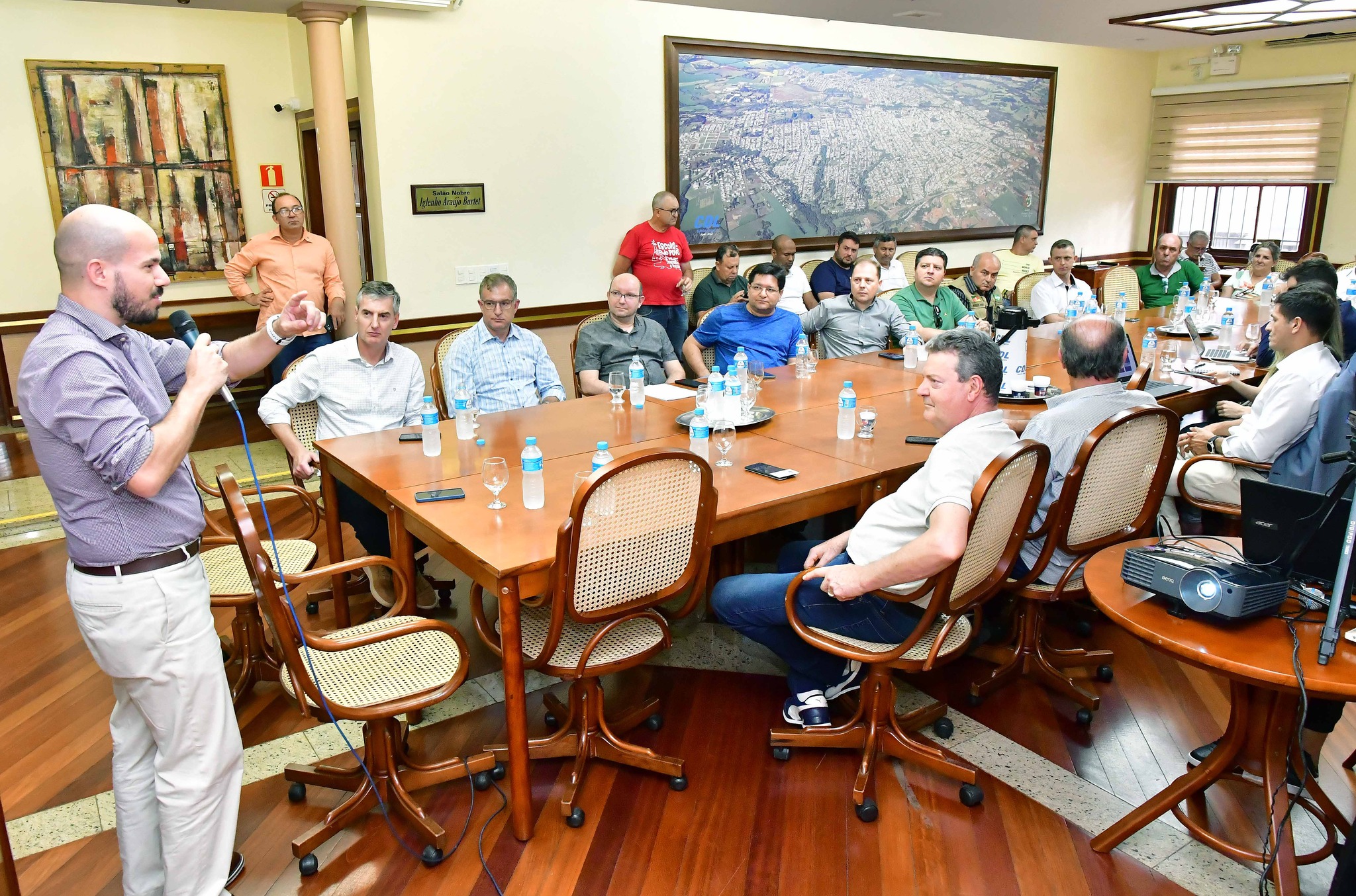 Vereadores participam de audiência sobre a concessão do Aeroporto Sepé Tiarajú