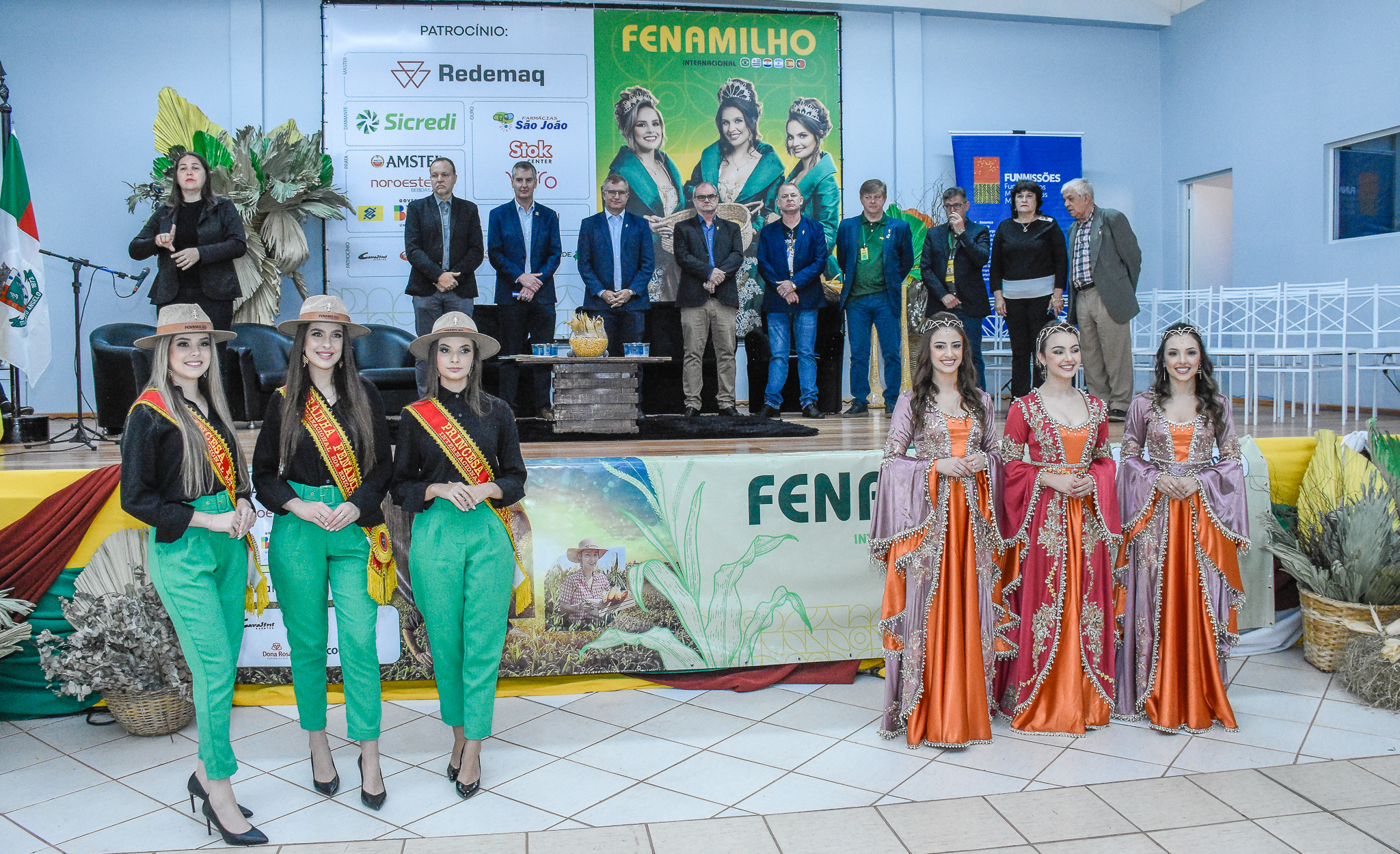 Legislativo santo-angelense participa do Seminário Internacional de Turismo