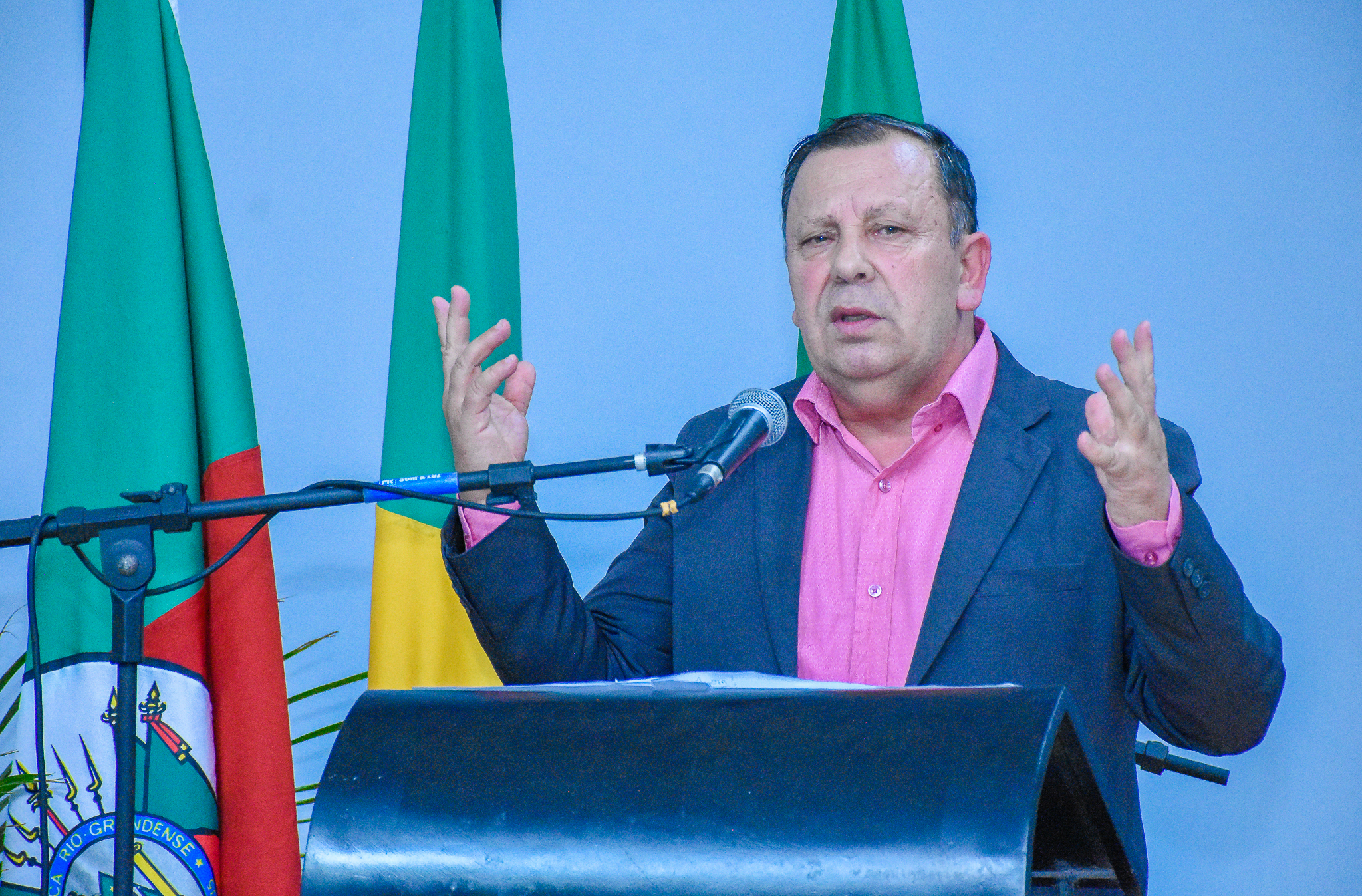 Legislativo realizou sessão especial em homenagem aos 30 anos da Academia Santo-Angelense de Letras 