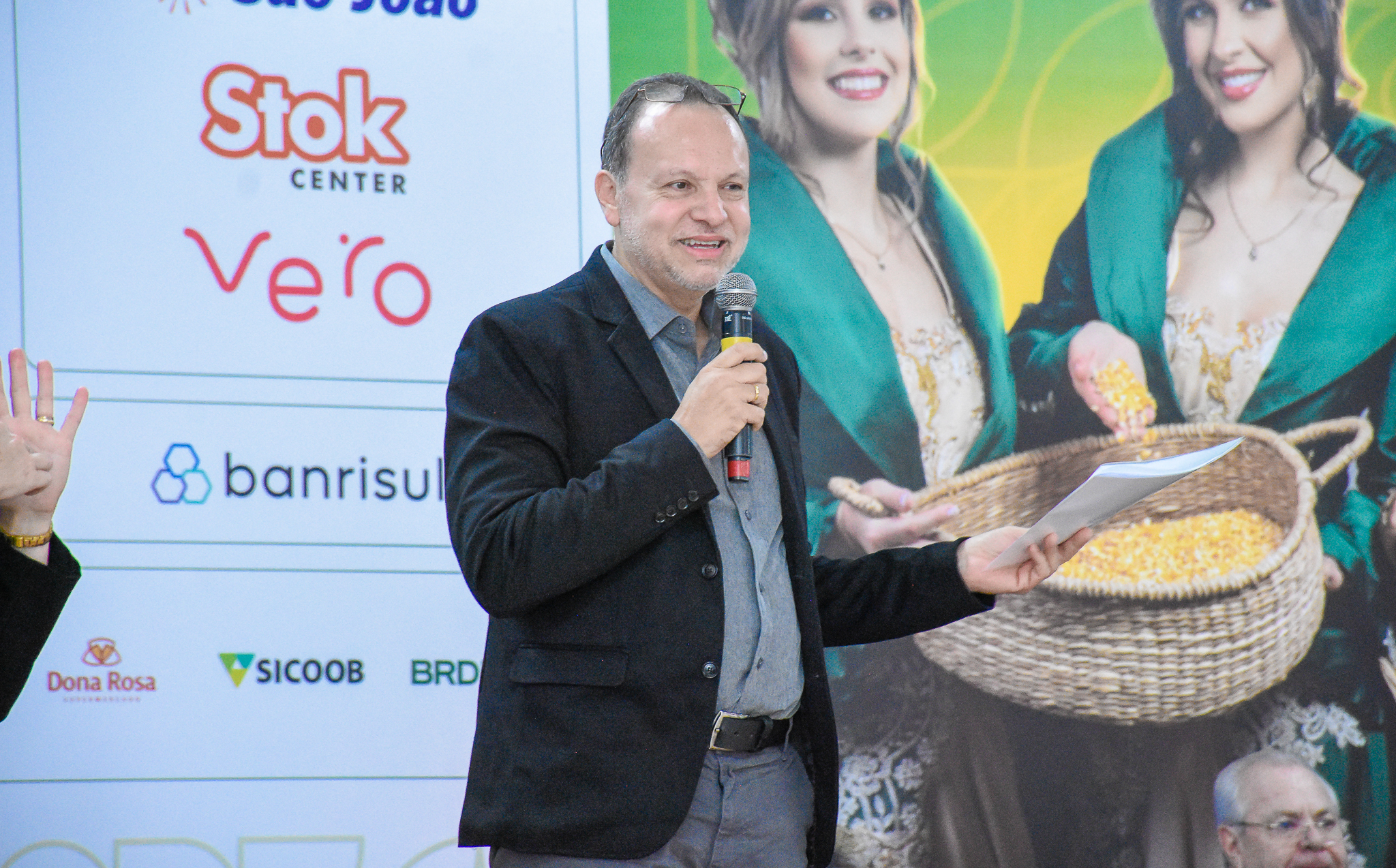 Legislativo santo-angelense participa do Seminário Internacional de Turismo