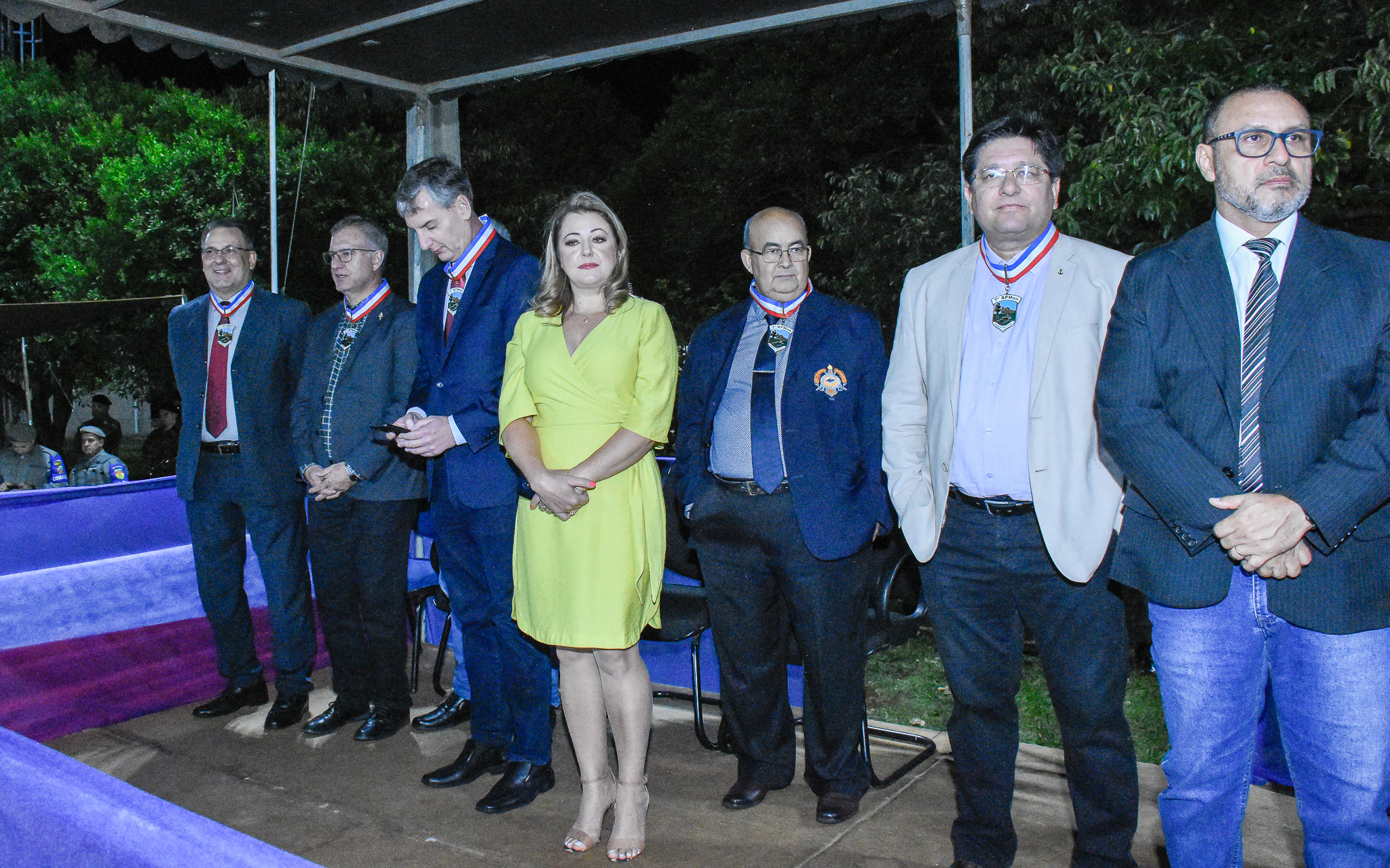 Legislativo santo-angelense é agraciado com a Comenda da Cruz Missioneira no 7º Regimento de Polícia Montada (RPMon)