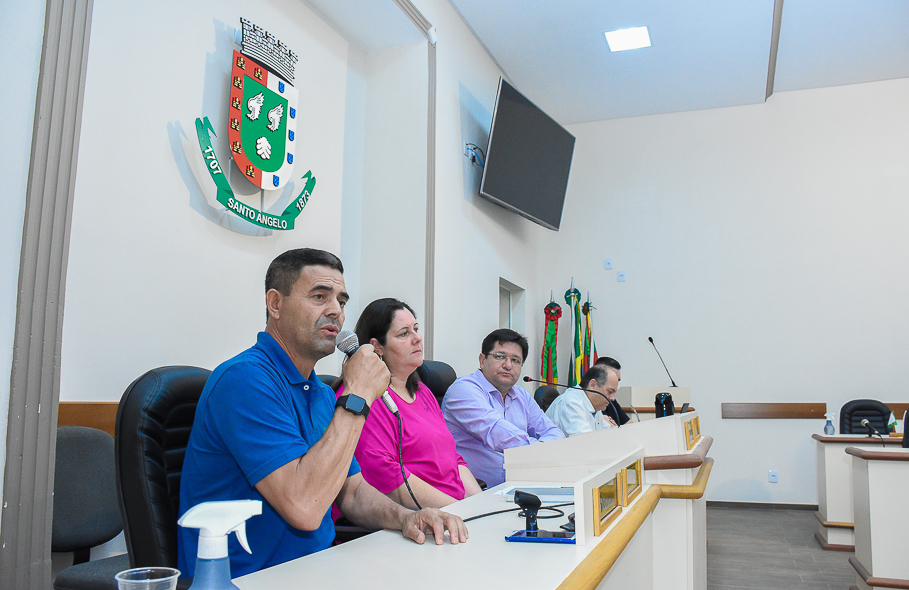 Legislativo realiza reunião pública para tratar assuntos referentes à UPA do município