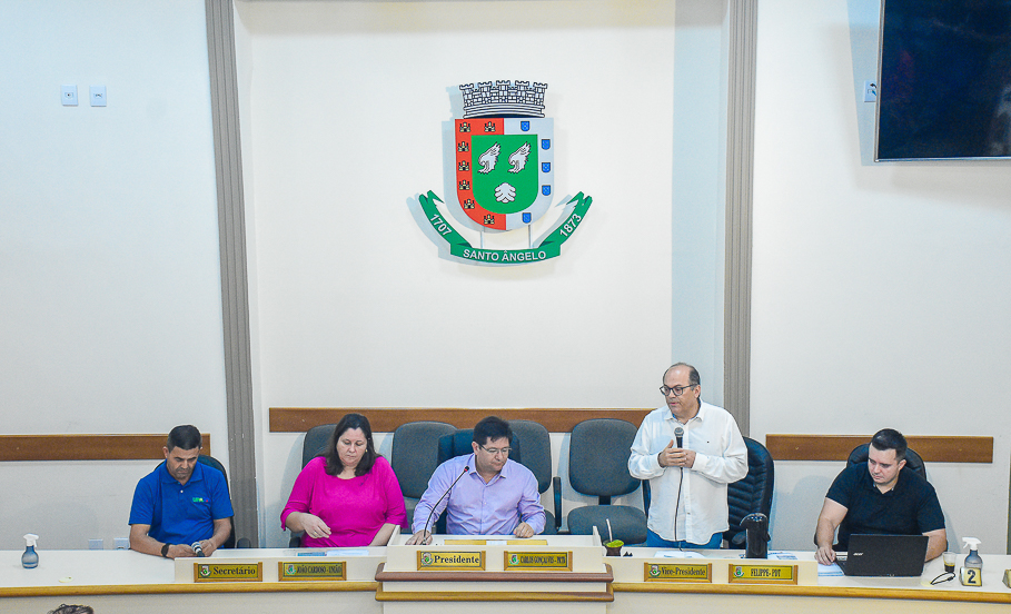 Legislativo realiza reunião pública para tratar assuntos referentes à UPA do município