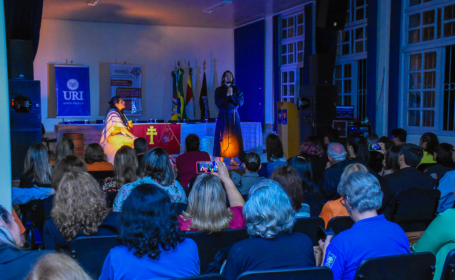 Legislativo participa do IV Fórum Internacional de Orientadores Educacionais e II Encontro Internacional dos Trabalhadores em Educação