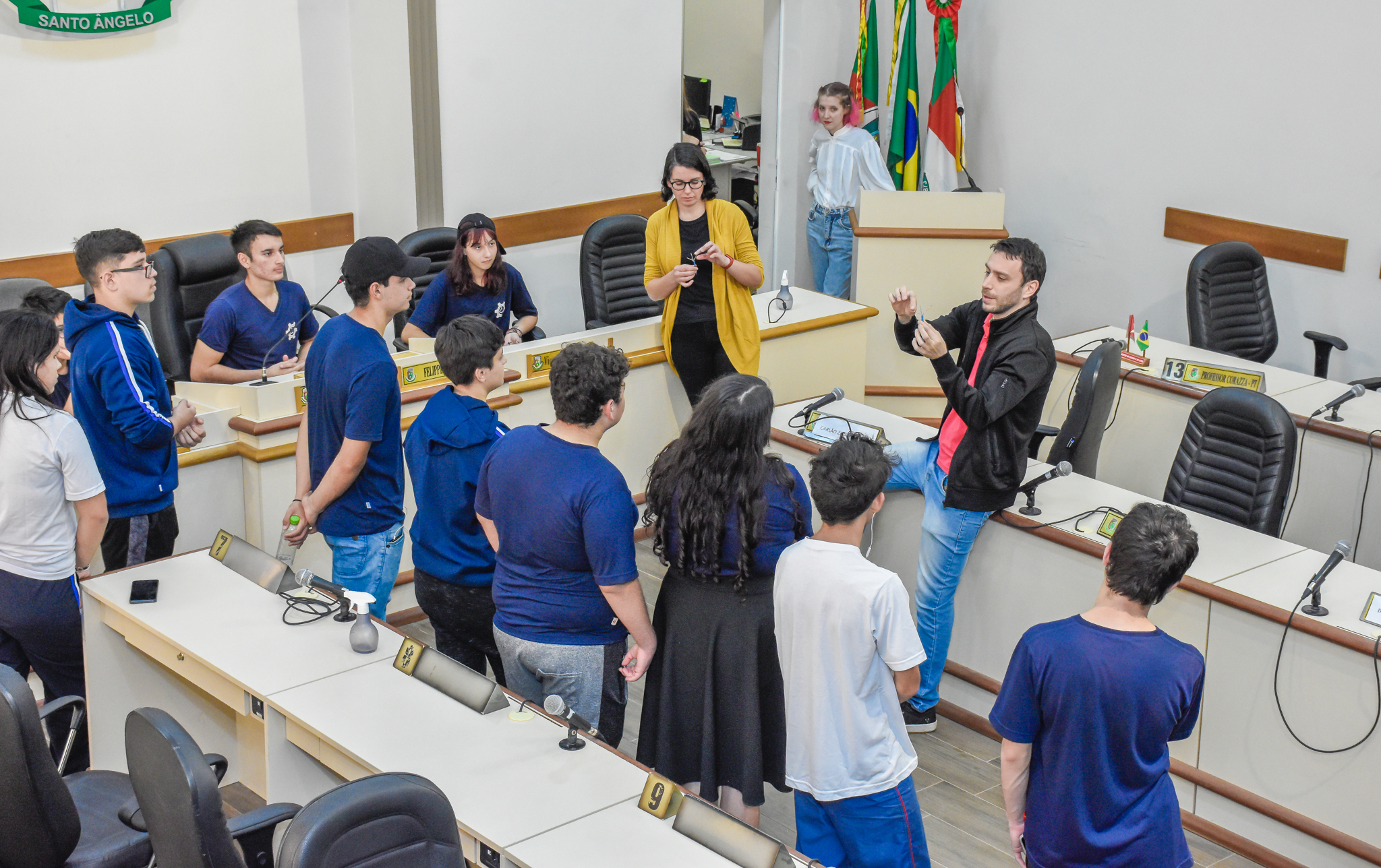   Alunos da Escola Técnica Estadual Presidente Getúlio Vargas visitaram as dependências da Câmara de Vereadores