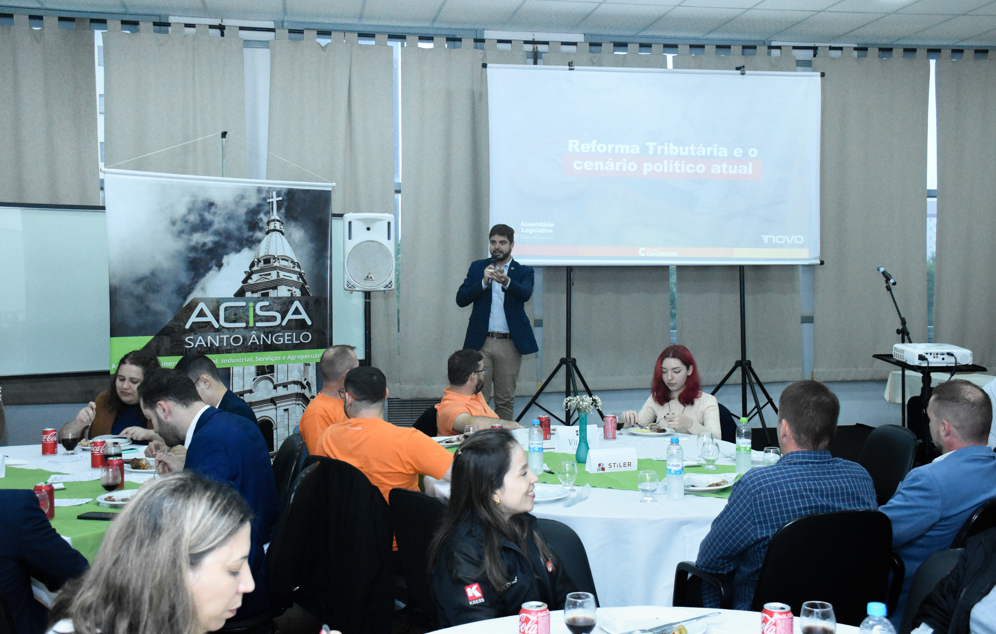 Legislativo Municipal participa de reunião almoço nesta sexta-feira