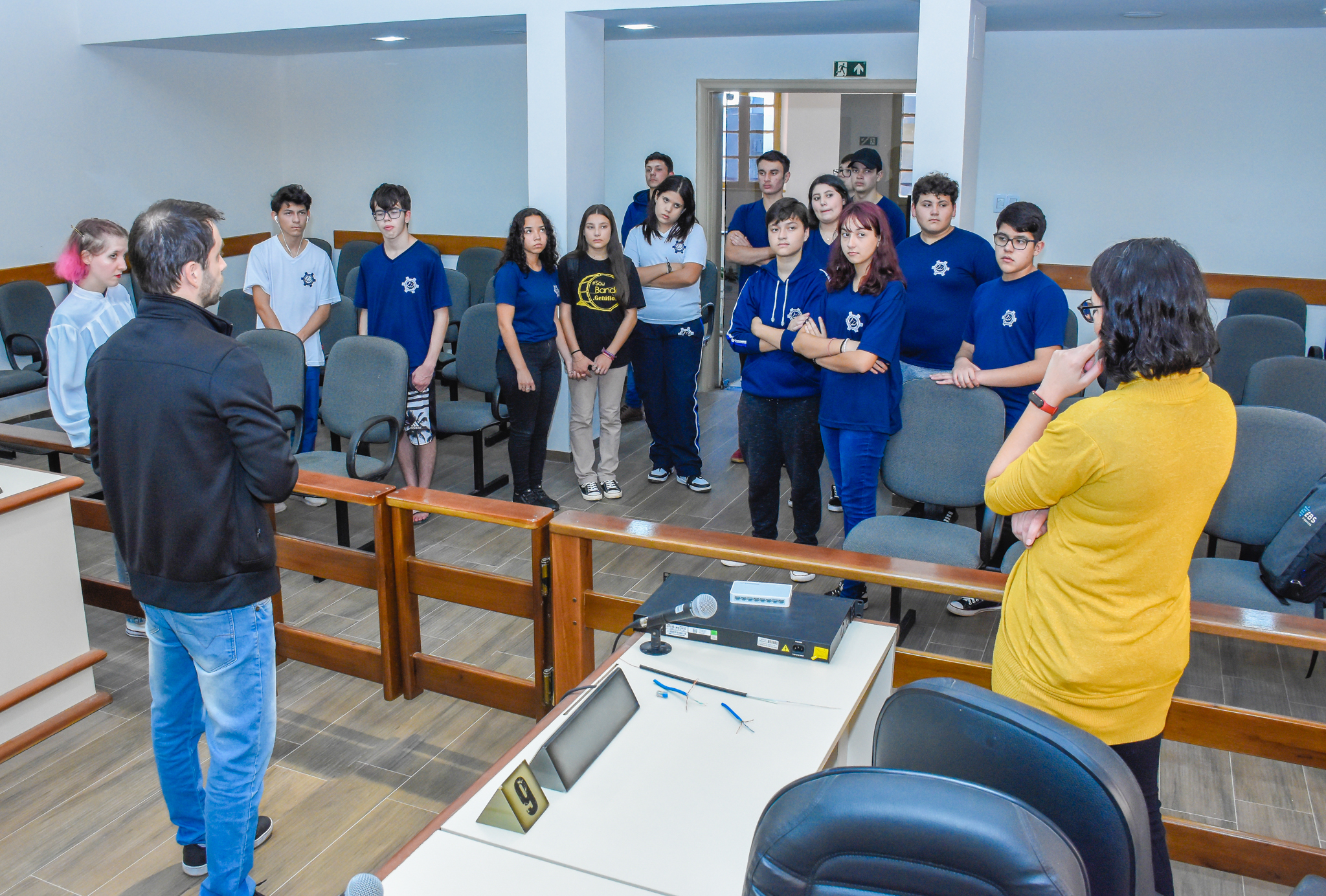   Alunos da Escola Técnica Estadual Presidente Getúlio Vargas visitaram as dependências da Câmara de Vereadores
