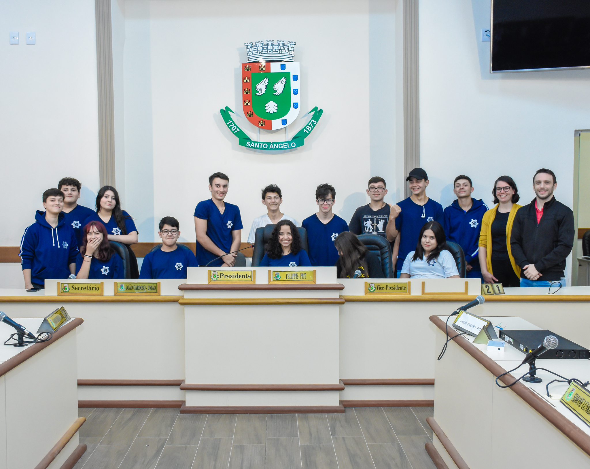   Alunos da Escola Técnica Estadual Presidente Getúlio Vargas visitaram as dependências da Câmara de Vereadores