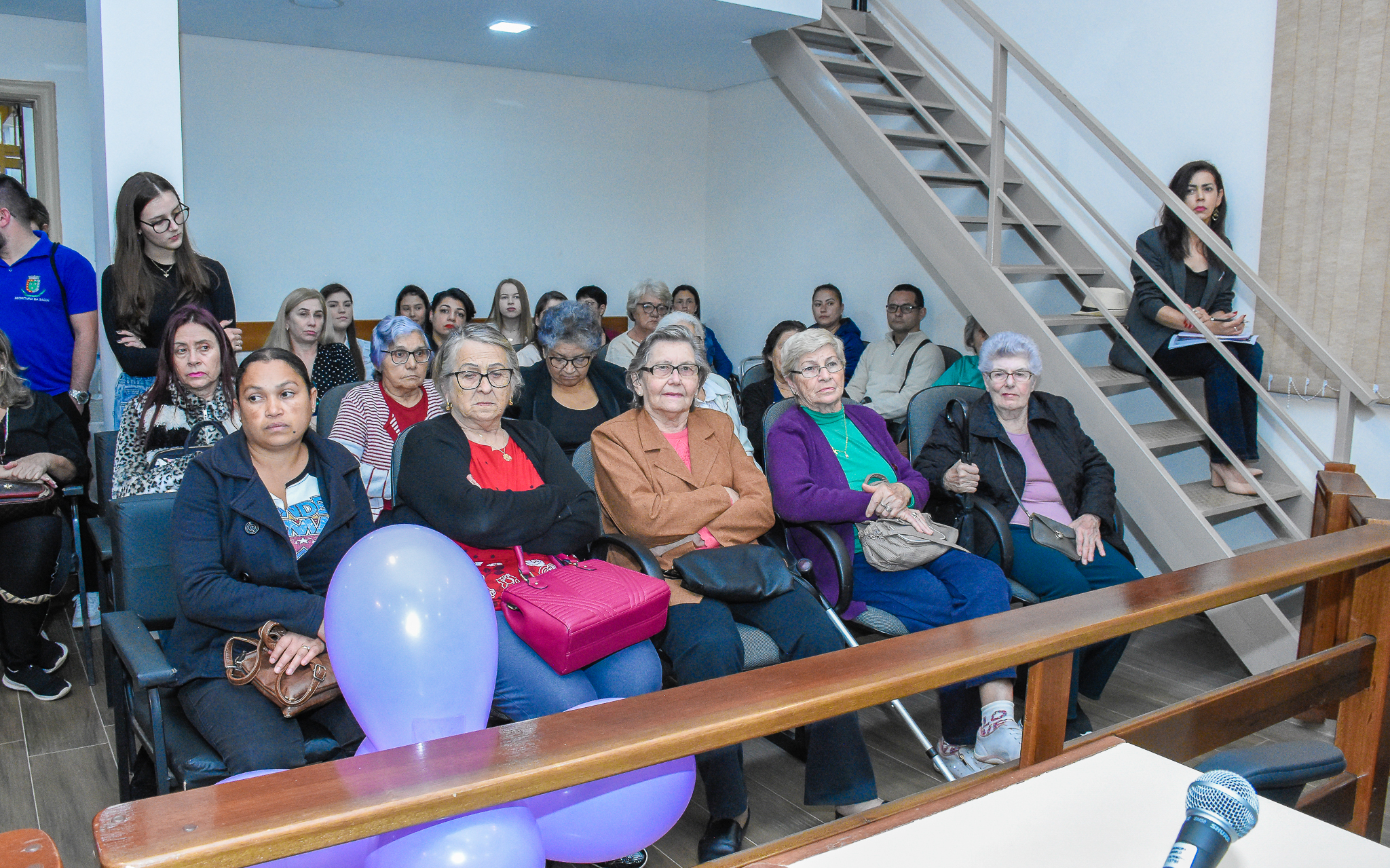 Procuradoria da Mulher através do Poder Legislativo realizou uma roda de conversa sobre a campanha Junho Violeta
