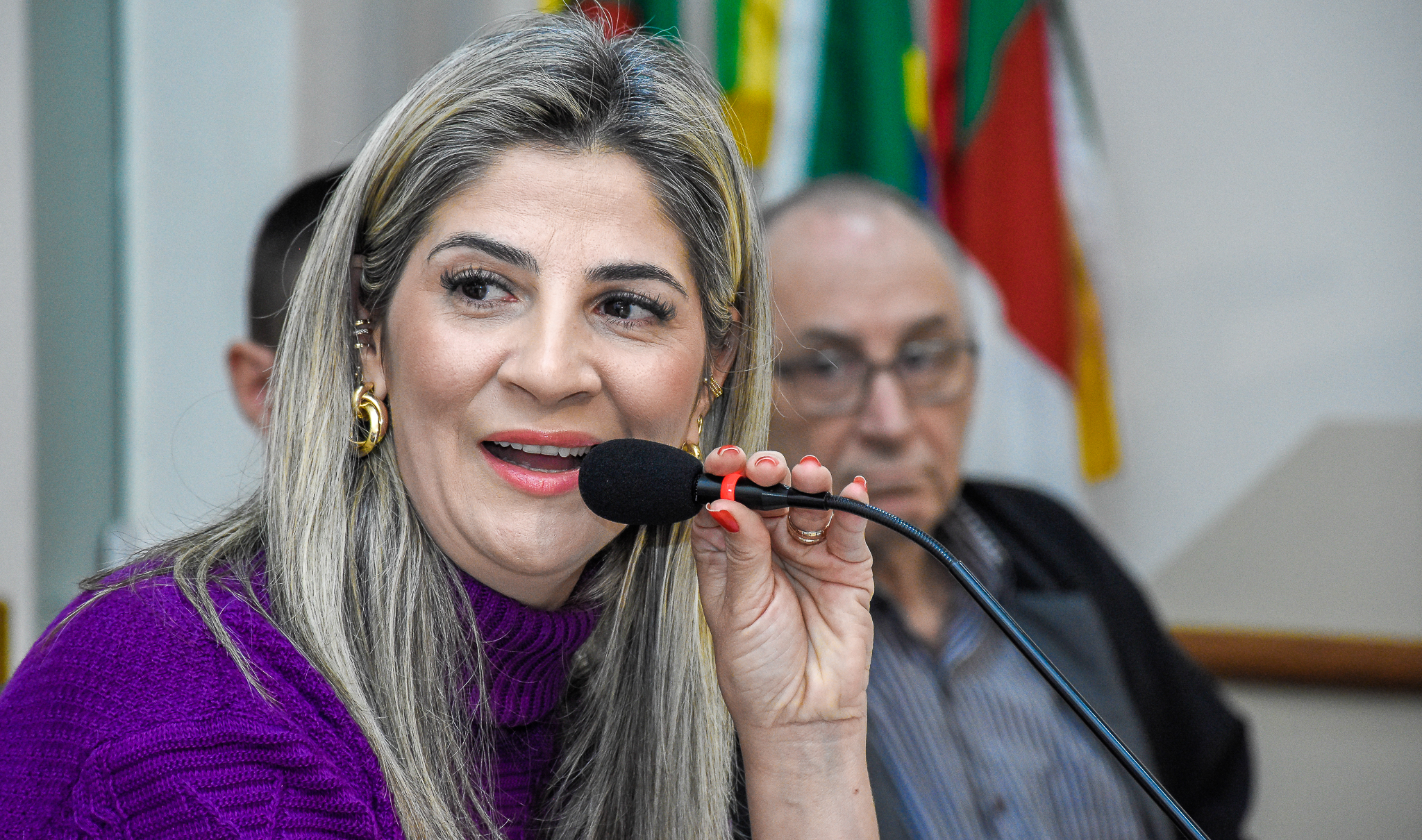 Procuradoria da Mulher através do Poder Legislativo realizou uma roda de conversa sobre a campanha Junho Violeta
