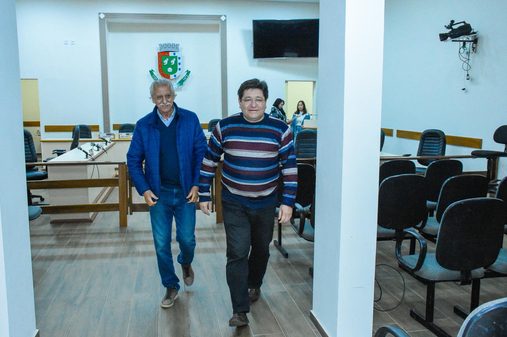  Presidente do Legislativo recebe visita de cortesia do ex-prefeito José Lima Gonçalves