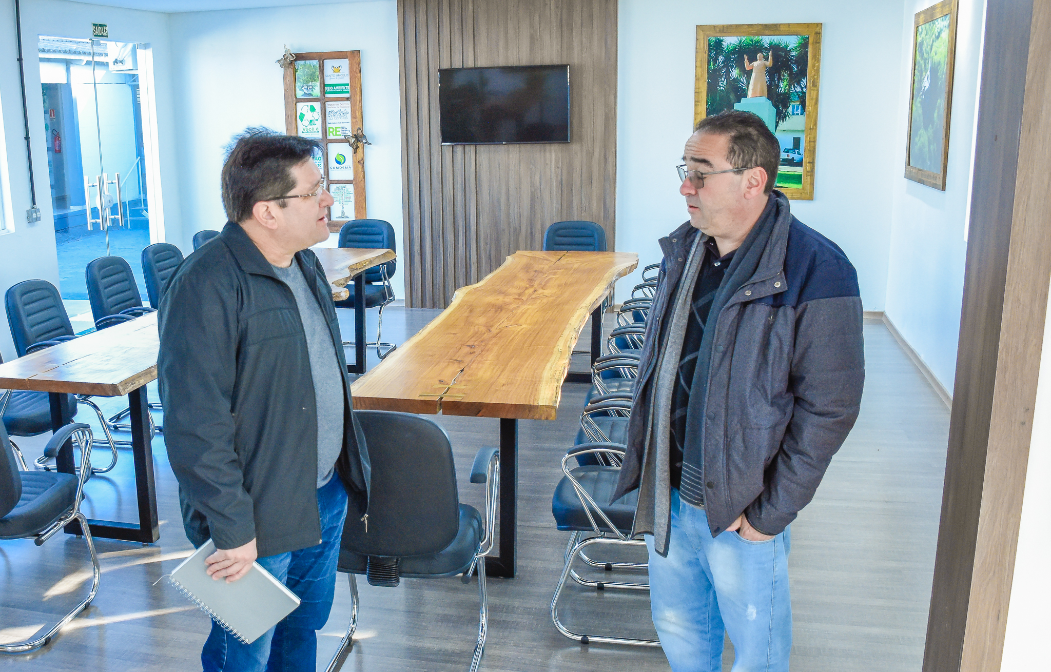 Presidente do Legislativo visita as instalações da nova sede da Secretaria Municipal de Meio Ambiente