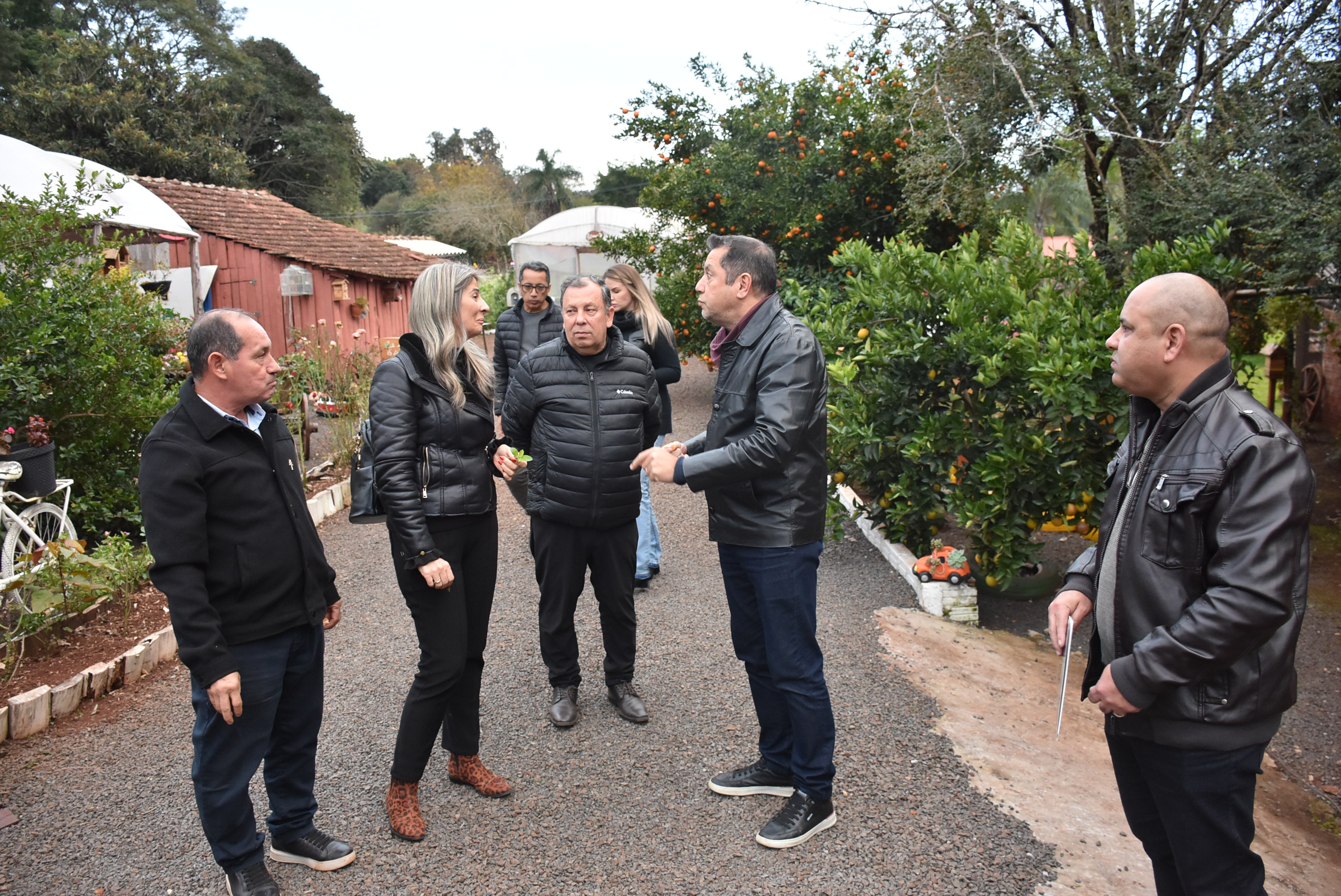 Experiência com o agroturismo é destaque em visita guiada em Buriti