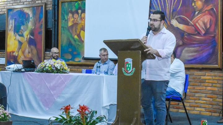 Legislativo santo-angelense participa da 12&deg; Confer&ecirc;ncia Municipal de Sa&uacute;de