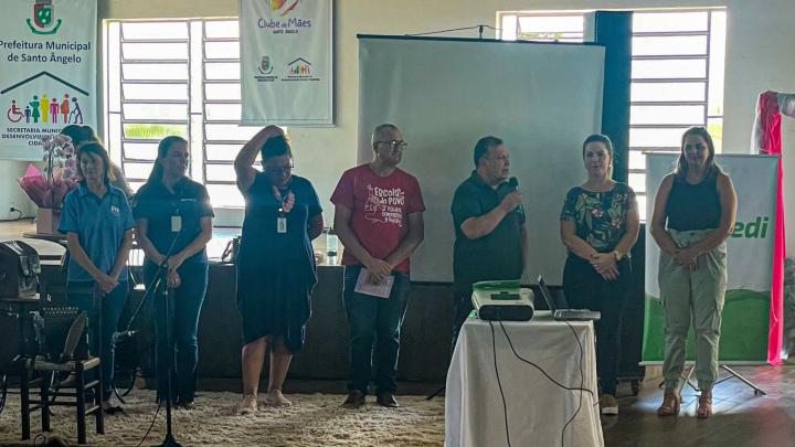 Poder Legislativo de Santo &Acirc;ngelo participa de evento no Distrito Uni&atilde;o alusivo ao Dia Internacional da Mulher