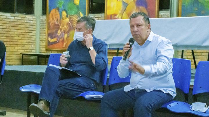 C&acirc;mara de Vereadores participa de reuni&atilde;o com lideran&ccedil;as municipais, juntamente com o DAER.