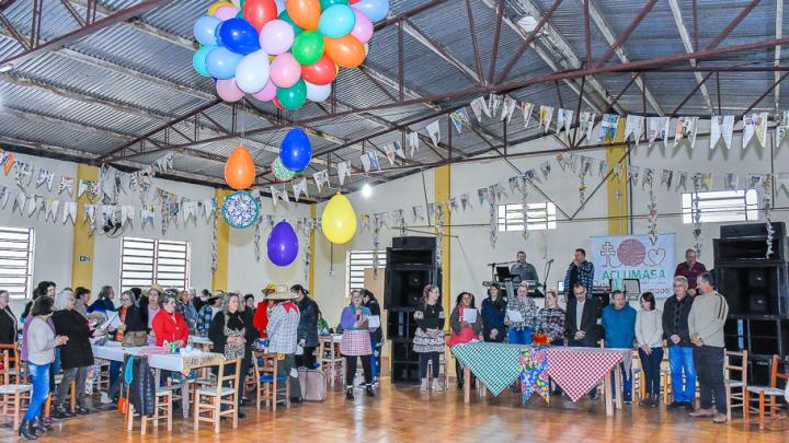 Clubes de M&atilde;es da comunidade do Rinc&atilde;o do Sossego realizam festa junina