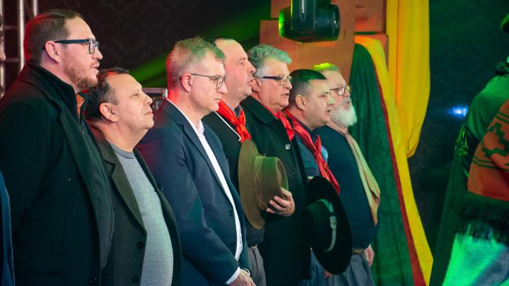 Legislativo prestigia a abertura do 13&ordm; Canto Missioneiro da M&uacute;sica Nativista 